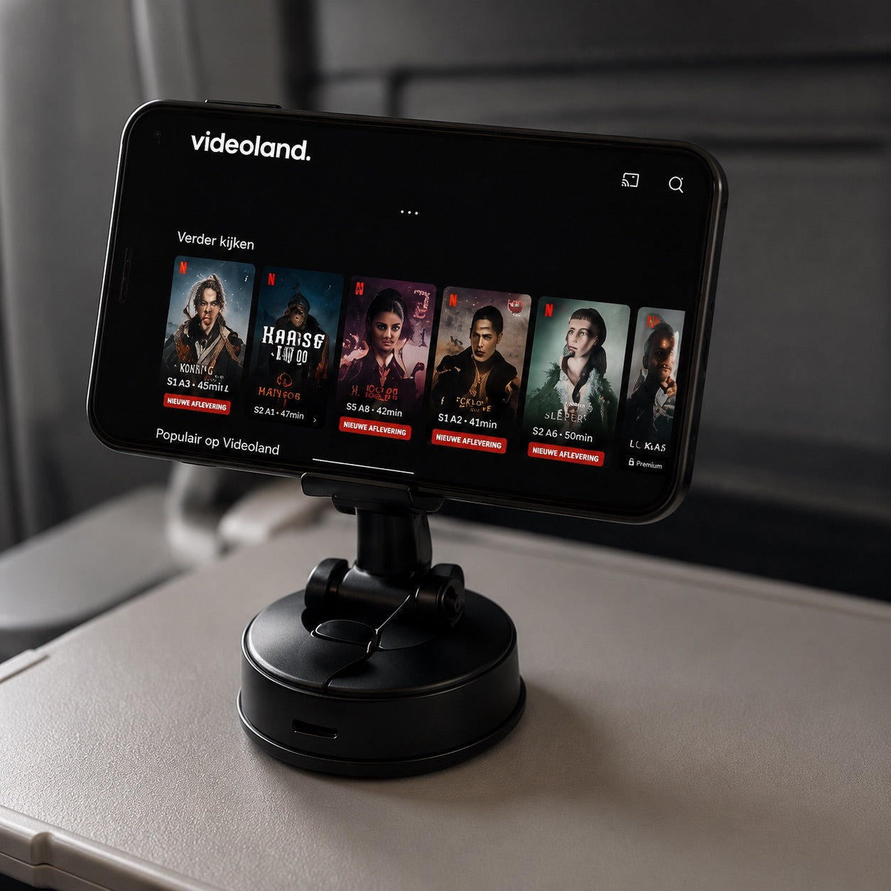 Autogrip Pro telefoonhouder in vliegtuig met Videoland